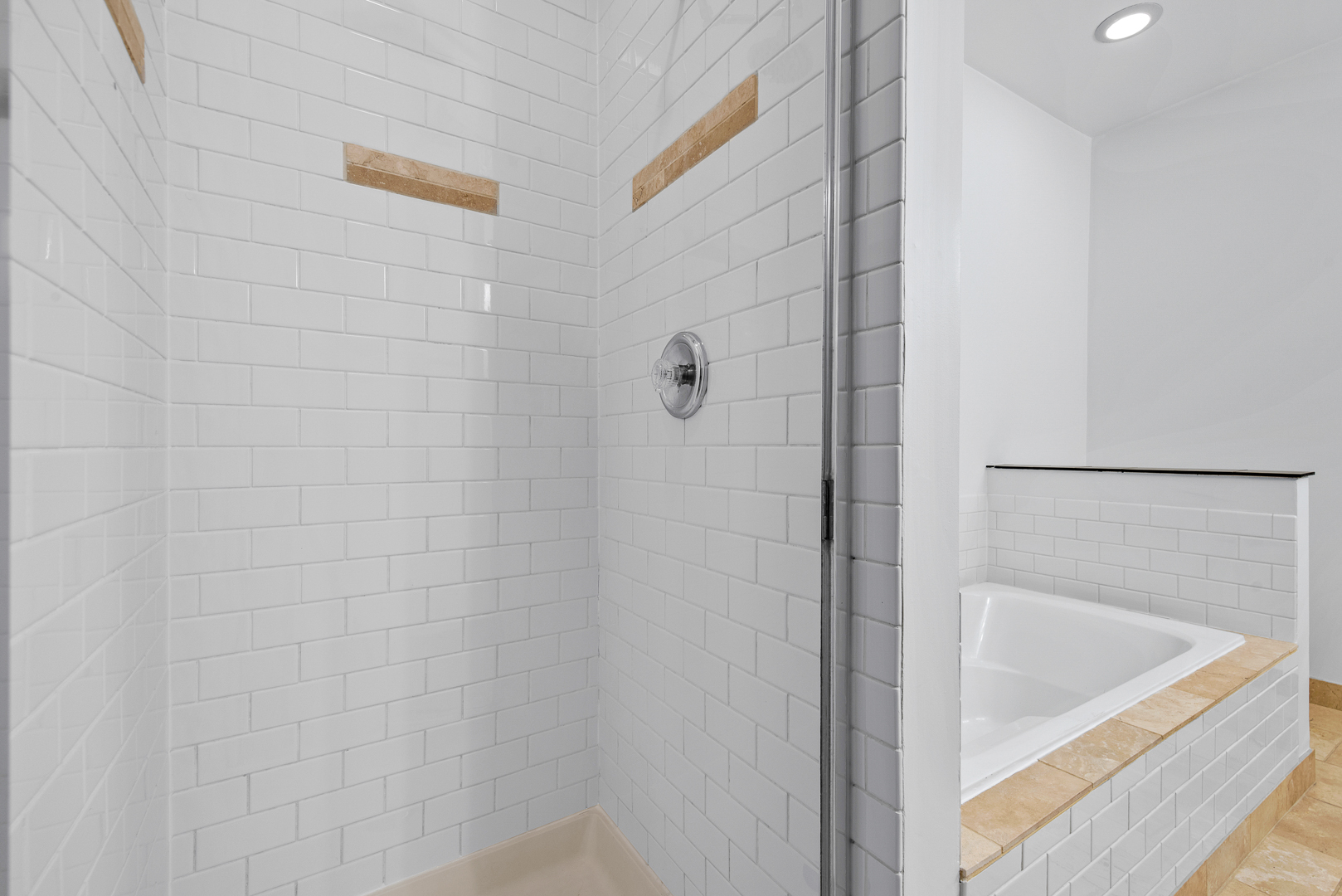 2315 West Harrison Street, Unit 3 Chicago, IL 60612 - Photo 11 of 13