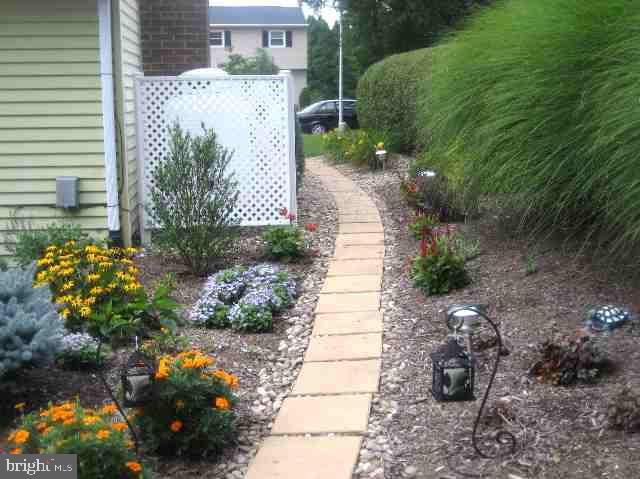 518 Spring House Road Camp Hill, PA 17011 - Photo 7 of 8 Gallery Image 7