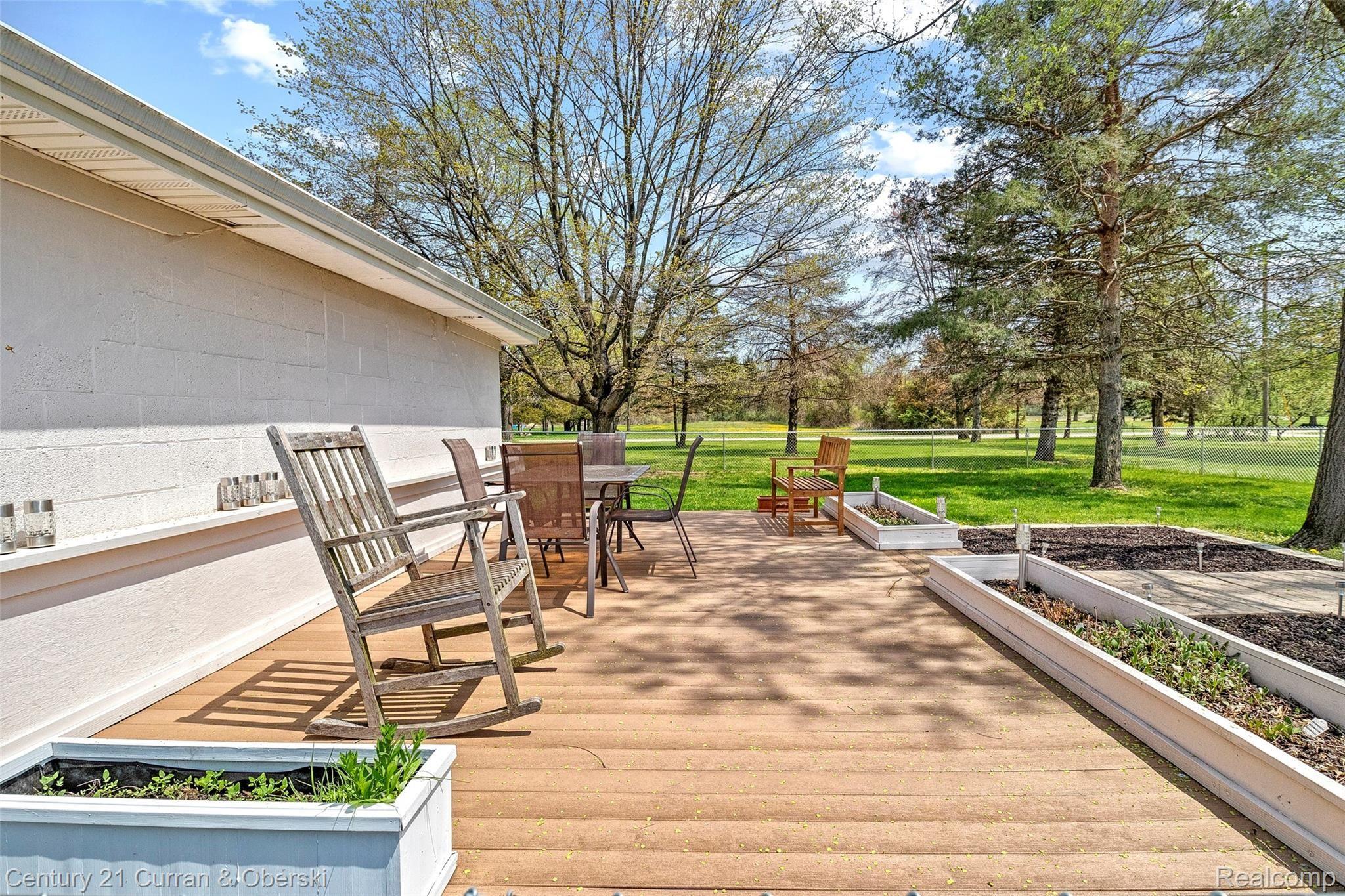 23260 Karr Road Belleville, MI 48111 - Photo 32 of 43 38.jpg