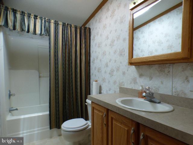 66 Sherry Drive Lititz, PA 17543 - Photo 21 of 24 Full Bath