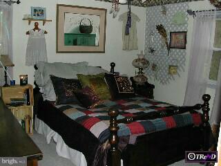 9328 Andover Road Philadelphia, PA 19114 - Photo 2 of 5 Gallery Image 2
