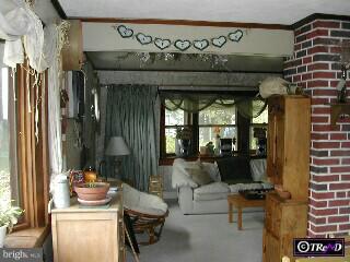 9328 Andover Road Philadelphia, PA 19114 - Photo 4 of 5 Gallery Image 4