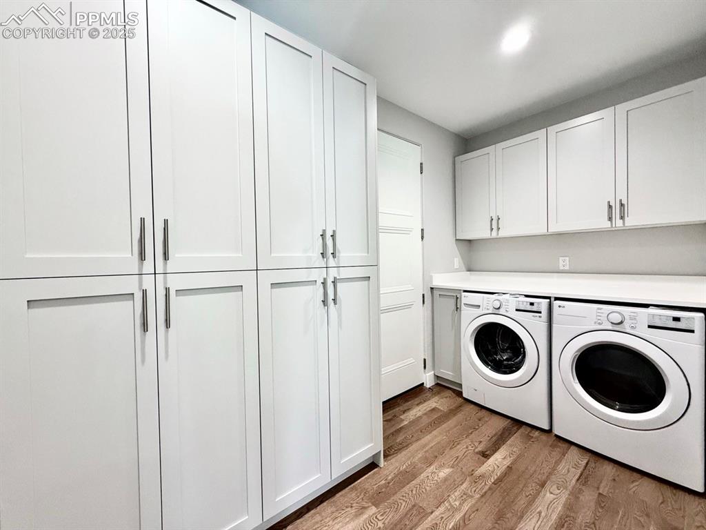 3155 Promise Point Colorado Springs, CO 80921 - Photo 13 of 26 a utility room with dryer and washer