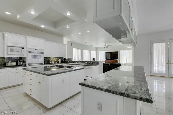 $6,000 | 8033 Secret Harbor Court, Las Vegas, NV 89128