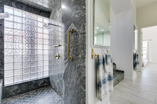 $6,000 | 8033 Secret Harbor Court, Las Vegas, NV 89128