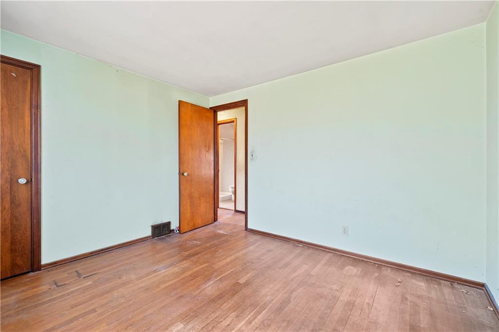 120 Rae Avenue Pittsburgh, PA 15228 - Photo 17 of 25 Gallery Image 17