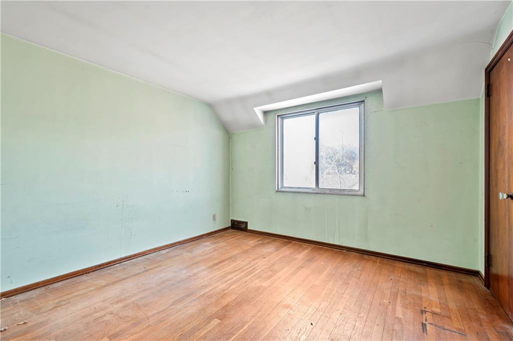 120 Rae Avenue Pittsburgh, PA 15228 - Photo 18 of 25 Gallery Image 18