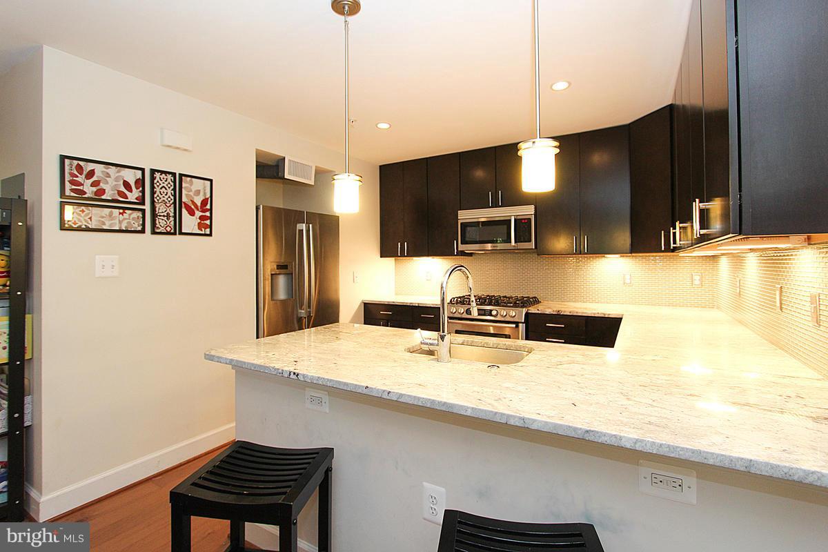 1508 R Street Northwest, Unit 1 Washington, DC 20009 - Photo 14 of 30 Plenty of counter space