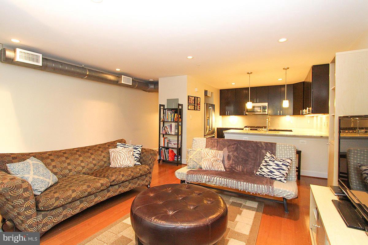 1508 R Street Northwest, Unit 1 Washington, DC 20009 - Photo 4 of 30 Open living/dining
