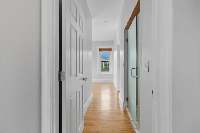 $749,000 | 583 Massachusetts Avenue, Unit 5, Boston, MA 02118