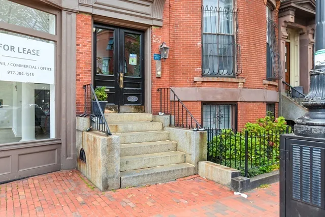 $749,000 | 583 Massachusetts Avenue, Unit 5, Boston, MA 02118