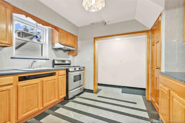 $1,288,000 | 183-11 64th Avenue | Fresh Meadows