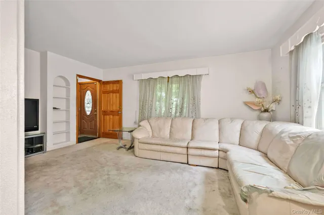 $1,288,000 | 183-11 64th Avenue | Fresh Meadows