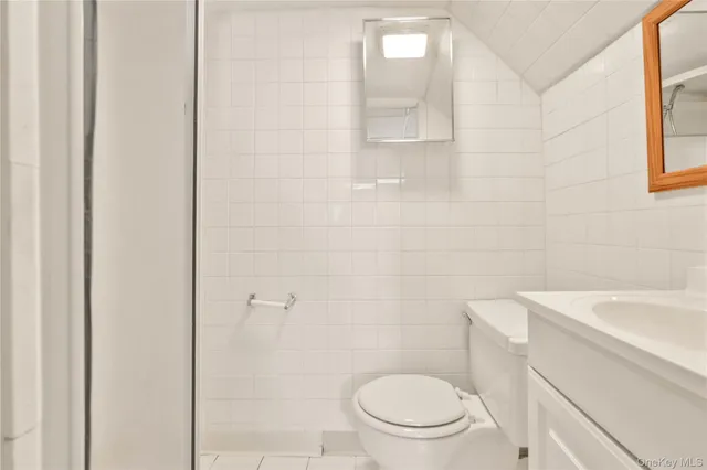 $1,288,000 | 183-11 64th Avenue | Fresh Meadows