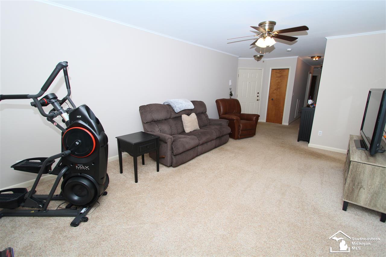 5840 East Dunbar Road, Unit 4 Monroe, MI 48161 - Photo 5 of 26