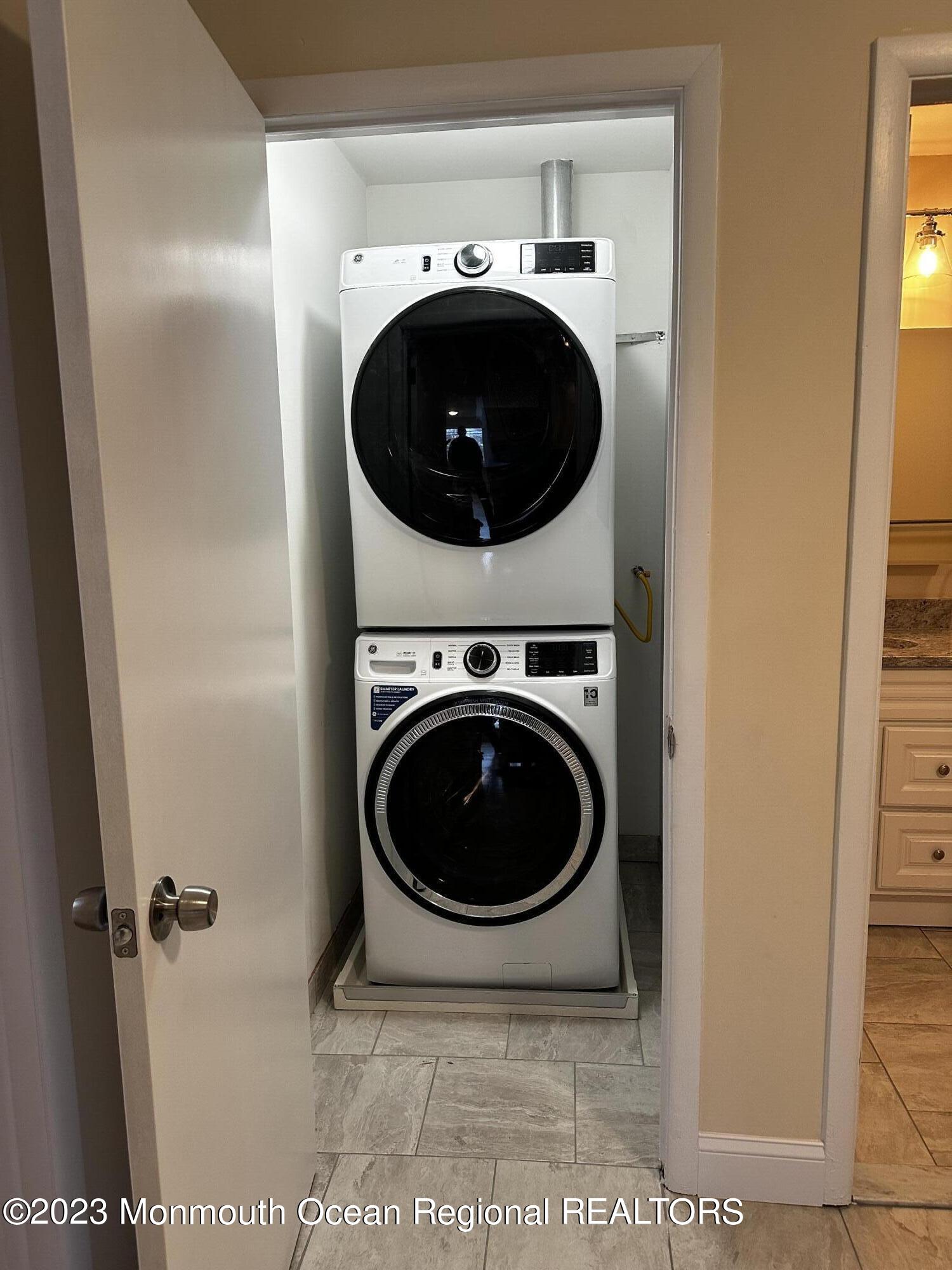 606 Ocean Road, Unit D Point Pleasant, NJ 08742 - Photo 3 of 5 IMG_8306