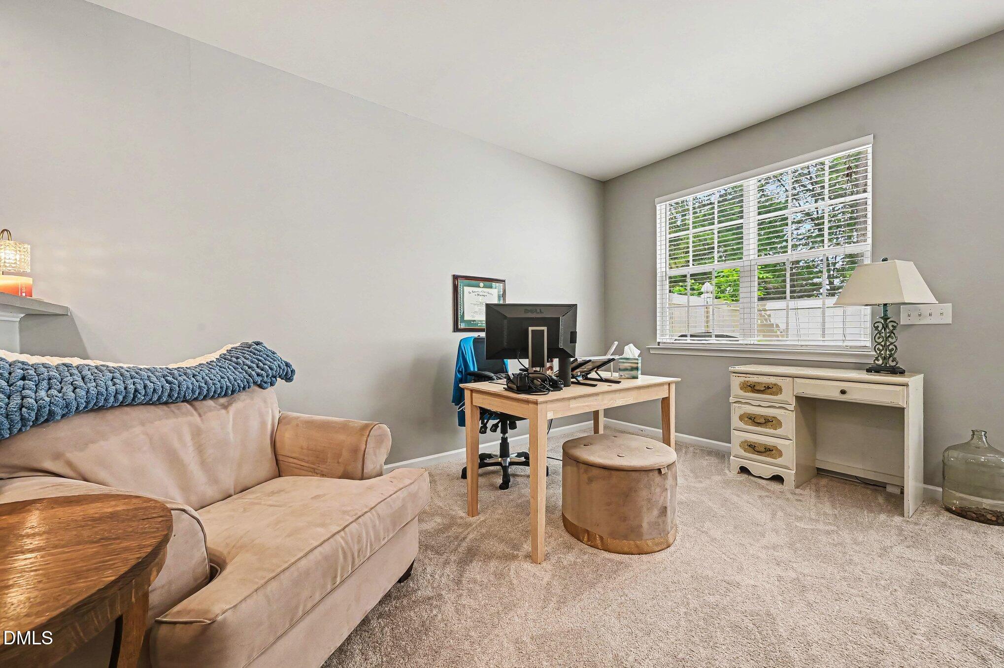 8207 Martello Lane Raleigh, NC 27613 - Photo 11 of 21 013_file_3745