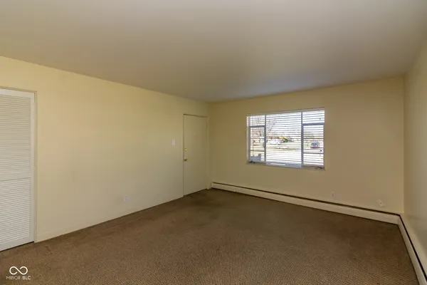 $900 | 701 Brewer Place, Greenwood, IN 46142