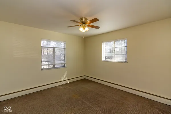 $900 | 701 Brewer Place, Greenwood, IN 46142