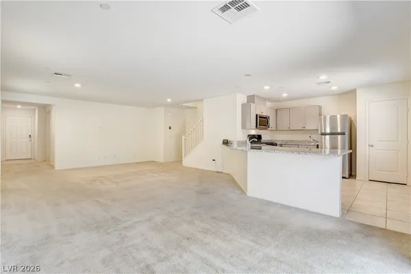 $2,450 | 3014 Taranto Heights Avenue, Henderson, NV 89044