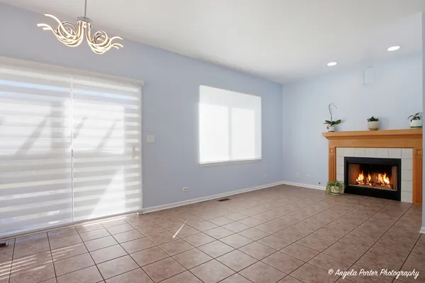$3,150 | 749 South Parkside Drive, Round Lake, IL 60073
