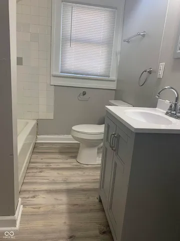 $1,350 | 4202 Carrollton Avenue, Indianapolis, IN 46205