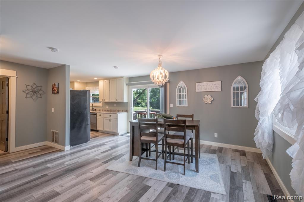 11010 Hegel Road Goodrich, MI 48438 - Photo 11 of 32 Gallery Image 11