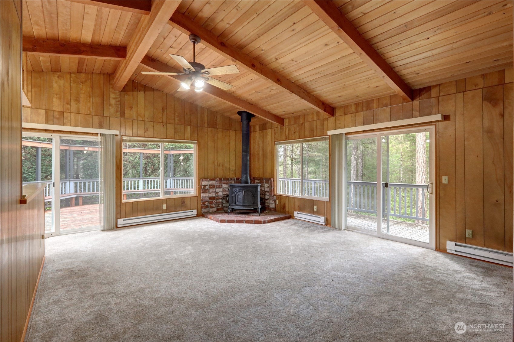 160 East Rhododendron Lane Union, WA 98592 - Photo 5 of 28 Gallery Image 5