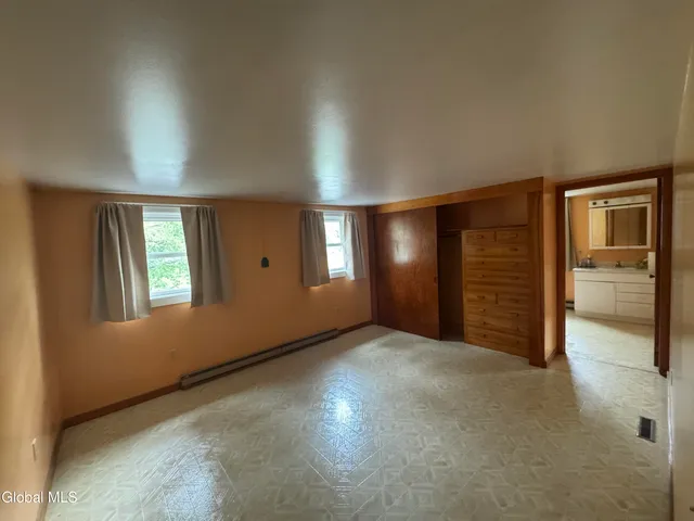 $800,000 | 474 Groveside Road, Pittstown, NY 12090