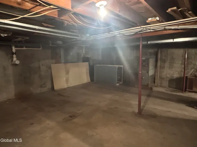 $800,000 | 474 Groveside Road, Pittstown, NY 12090