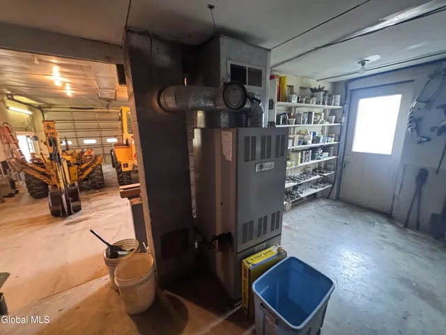 $800,000 | 474 Groveside Road, Pittstown, NY 12090