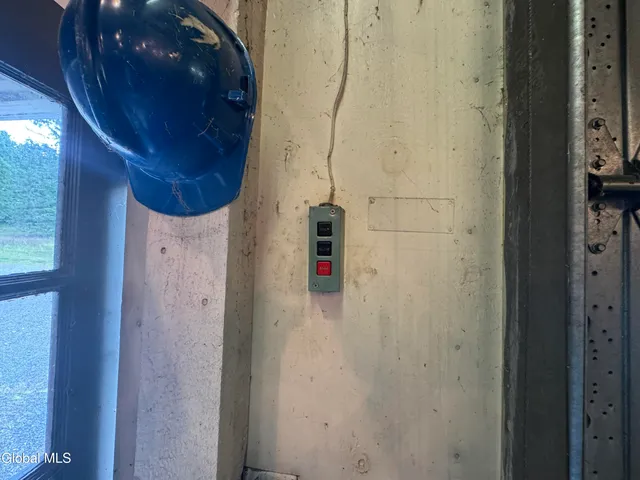 $800,000 | 474 Groveside Road, Pittstown, NY 12090