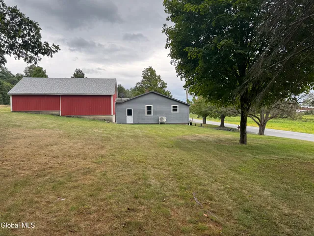 $800,000 | 474 Groveside Road, Pittstown, NY 12090