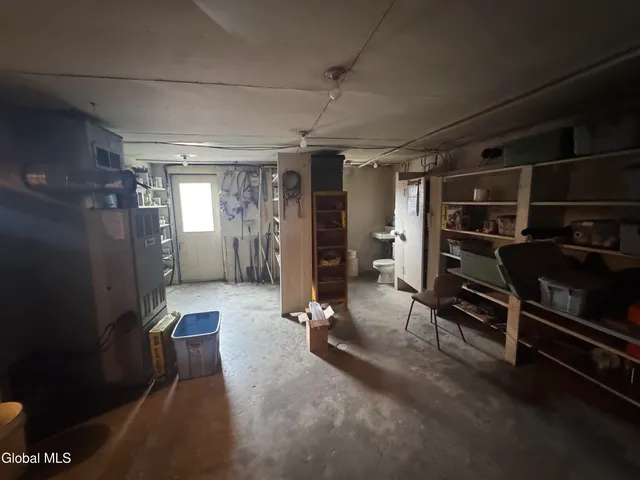 $800,000 | 474 Groveside Road, Pittstown, NY 12090