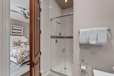 $2,999,999 | 437 Admiral Court, Destin, FL 32541