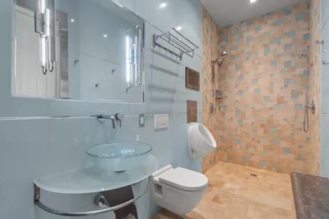 $2,999,999 | 437 Admiral Court, Destin, FL 32541