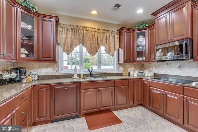 $889,000 | 210 Recklesstown Way, Chesterfield, NJ 08515