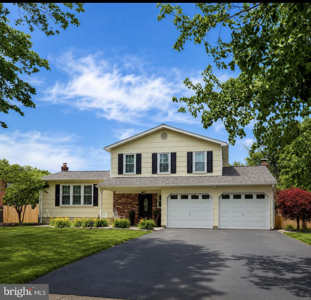 4 Kristin Way Hamilton, NJ 08690 - Photo 1 of 31