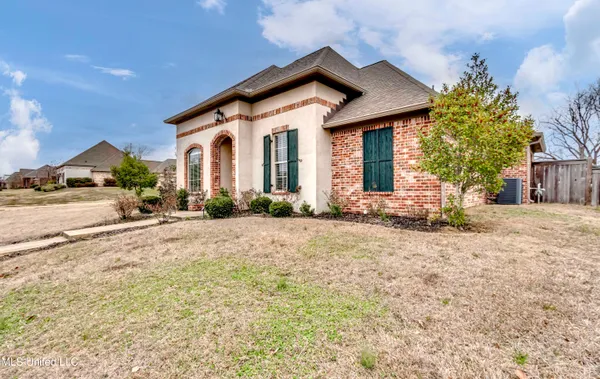 $399,000 | 158 Hampton Hills Boulevard, Canton, MS 39046