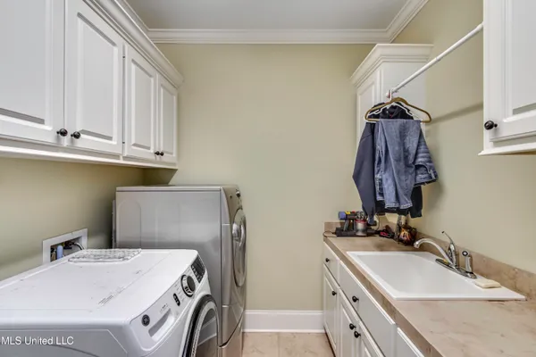 $399,000 | 158 Hampton Hills Boulevard, Canton, MS 39046
