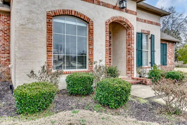 $399,000 | 158 Hampton Hills Boulevard, Canton, MS 39046