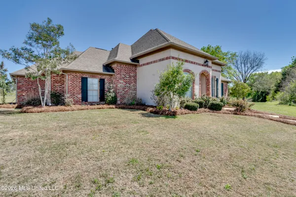 $399,000 | 158 Hampton Hills Boulevard, Canton, MS 39046