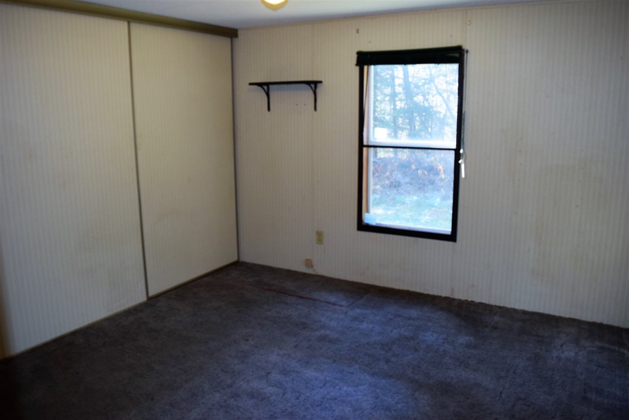 378 West Main Street Lunenburg, VT 05906 - Photo 15 of 23