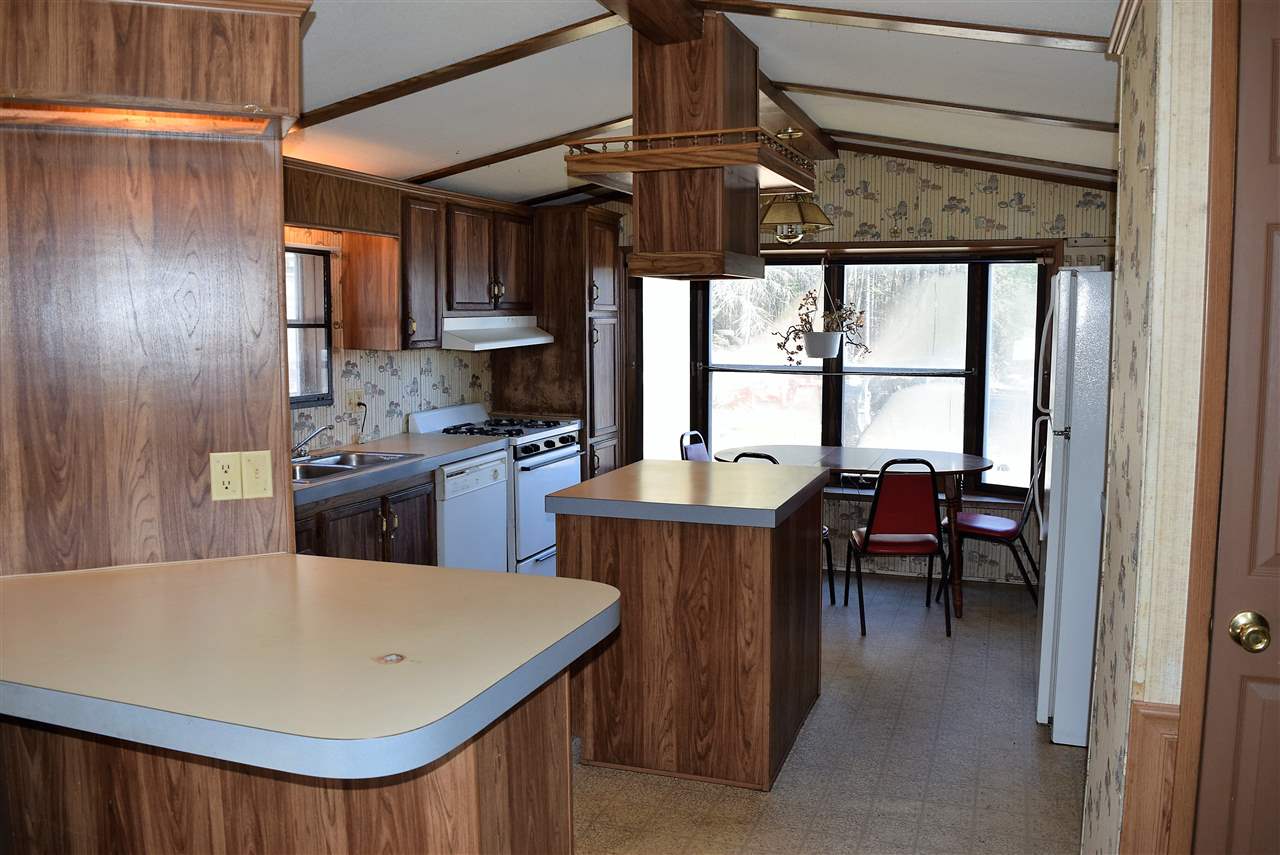 378 West Main Street Lunenburg, VT 05906 - Photo 5 of 23