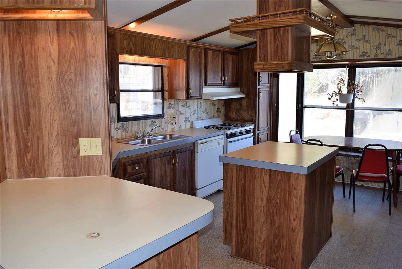 378 West Main Street Lunenburg, VT 05906 - Photo 6 of 23