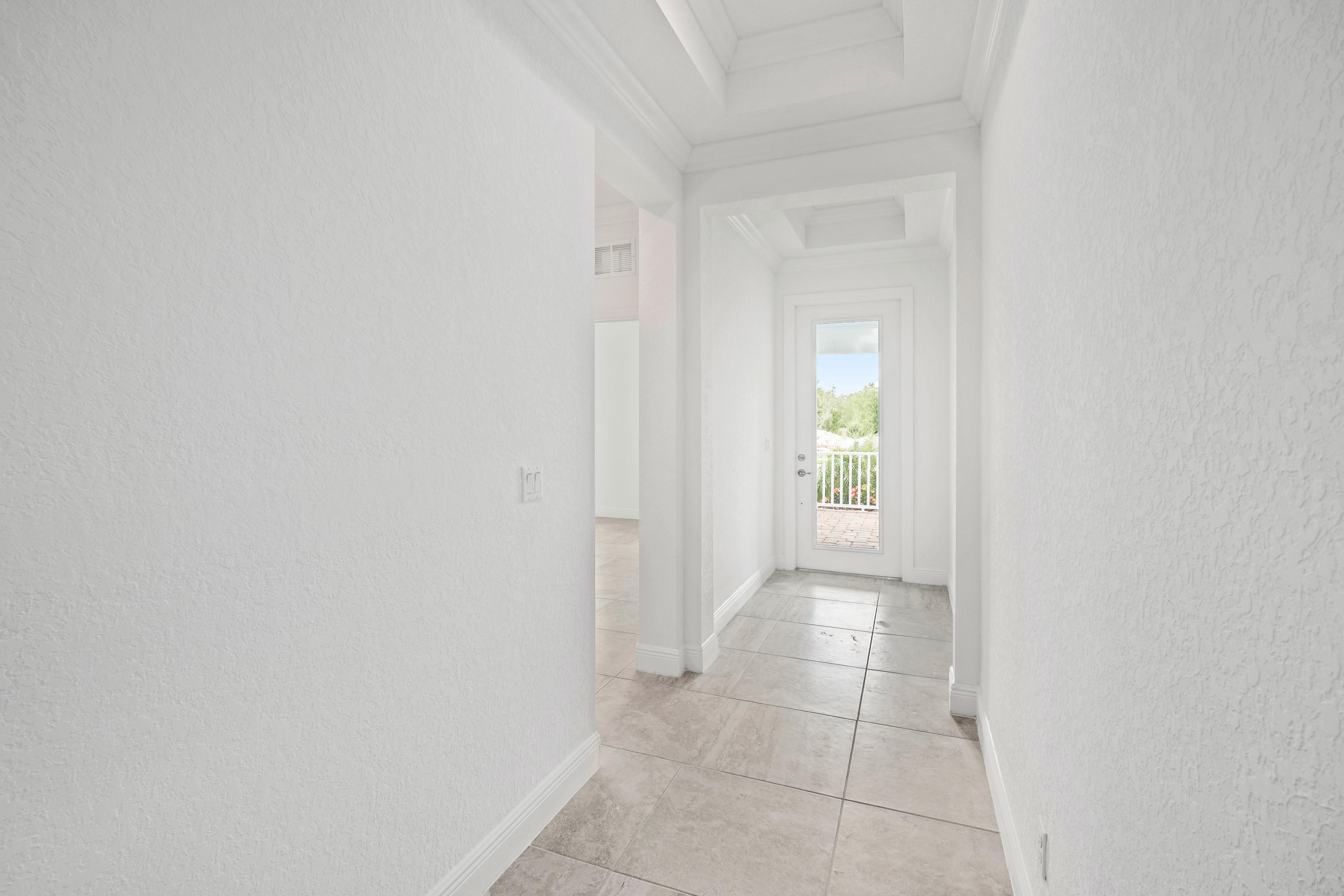 4682 Southwest Millbrook Lane Stuart, FL 34997 - Photo 8 of 20 Hallway