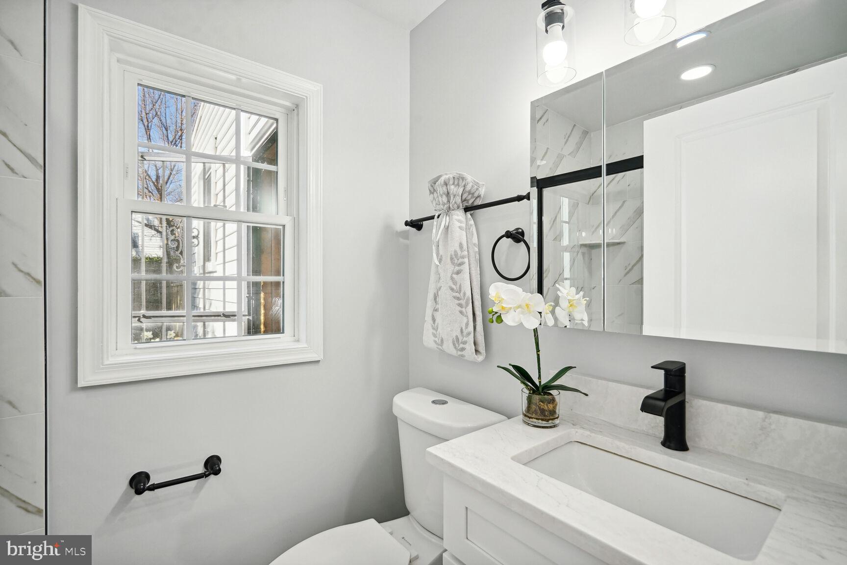 1906 Everest Street Silver Spring, MD 20902 - Photo 11 of 27 Gallery Image 11