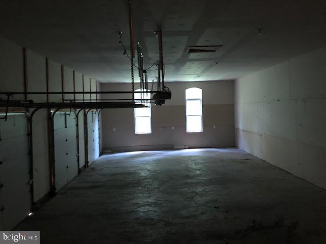 14517 Rock Creek Road Brandywine, MD 20613 - Photo 12 of 28 Garage