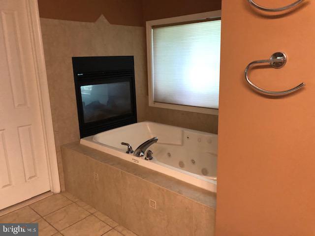 14517 Rock Creek Road Brandywine, MD 20613 - Photo 24 of 28 Master bath