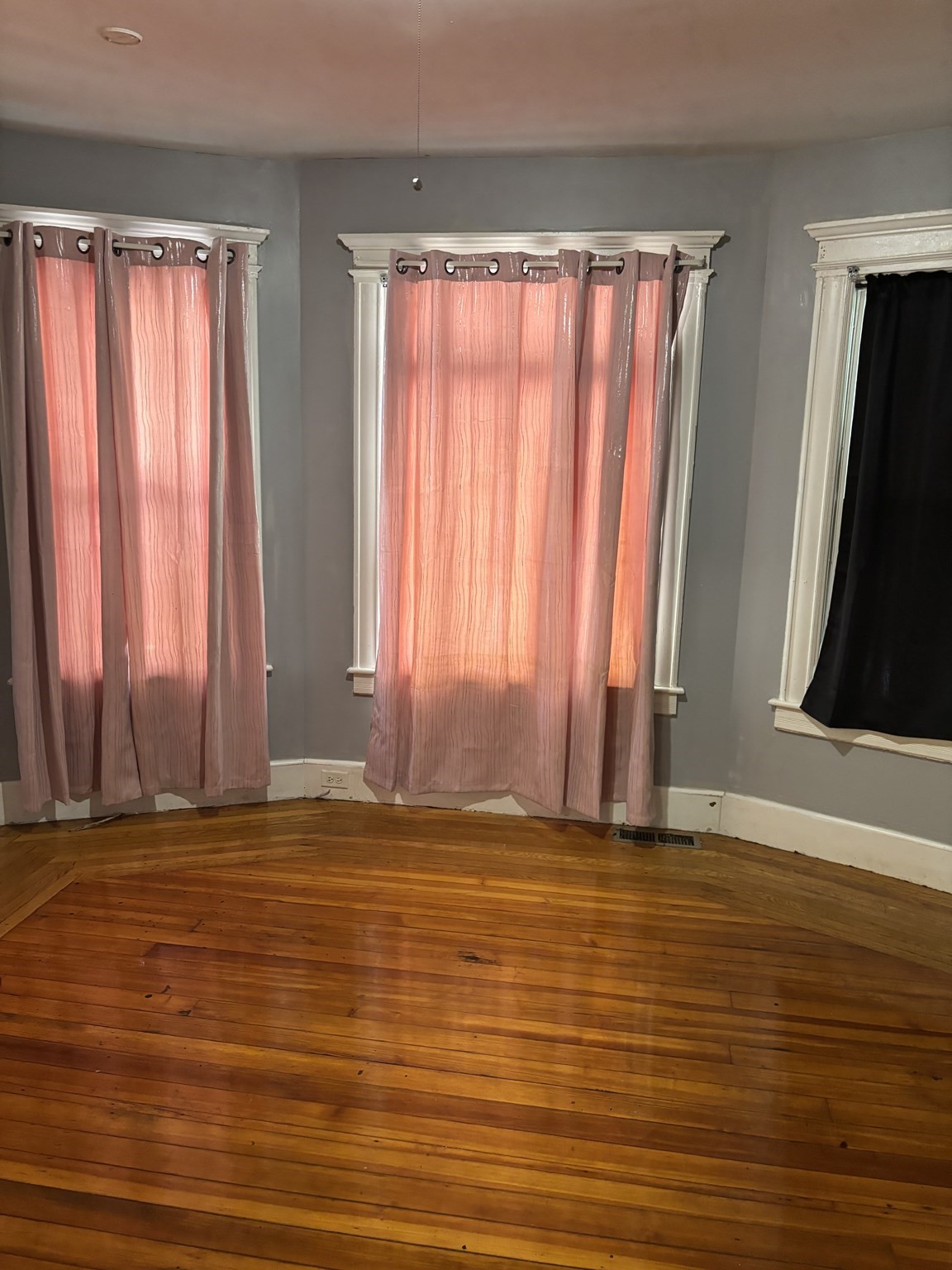 140 Yale Street, Unit 1 Springfield, MA 01109 - Photo 8 of 9 Gallery Image 8
